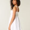 Babydoll Bağcıklı Mini Elbise Babydoll Bağcıklı Mini Elbise