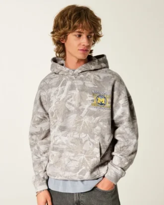 Boxy Michigan Üniversitesi Wolverines Grafik Kamuflaj Kapüşonlu Sweatshirt