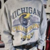 Boxy Michigan Üniversitesi Wolverines Grafikli Crew Sweatshirt