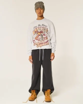 Boxy University of Minnesota Golden Gophers Grafikli Crew Sweatshirt