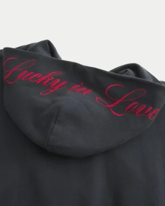 Büyük beden fermuarlı Lucky in Love grafik kapüşonlu sweatshirt