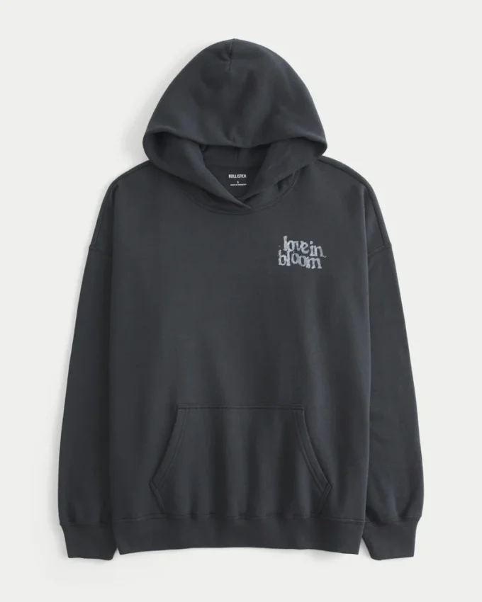 Büyük Boy Kelebek Desenli Kapüşonlu Sweatshirt Büyük Boy Kelebek Desenli Kapüşonlu Sweatshirt
