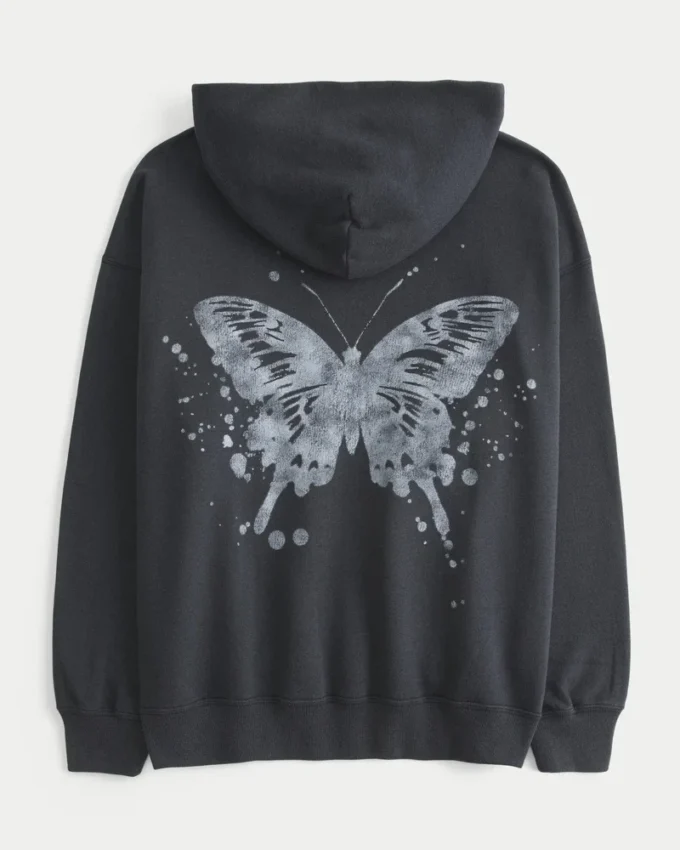 Büyük Boy Kelebek Desenli Kapüşonlu Sweatshirt Büyük Boy Kelebek Desenli Kapüşonlu Sweatshirt
