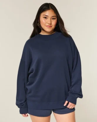 Büyük Boy Mock-Neck Sweatshirt