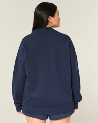 Büyük Boy Mock-Neck Sweatshirt