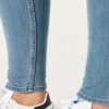 Curvy Yüksek Bel Orta Yıkama Süper Skinny Jeans Curvy Yüksek Bel Orta Yıkama Süper Skinny Jeans