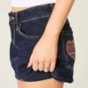 Düşük Bel Koyu Yıkama Ekose Cepli Denim Mini Etek