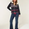 Düşük Bel Koyu Yıkama Kırmızı Bağcıklı Bel Bootcut Kot Pantolon Düşük Bel Koyu Yıkama Kırmızı Bağcıklı Bel Bootcut Kot Pantolon