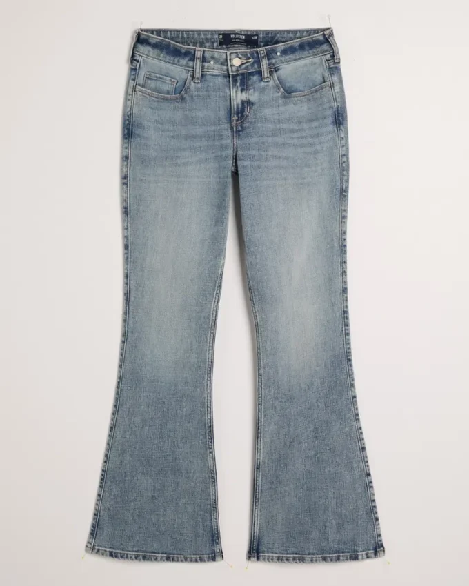Düşük Bel Orta Yıkama Flare Jeans Düşük Bel Orta Yıkama Flare Jeans
