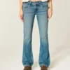 Düşük Bel Orta Yıkama Çivili Bootcut Kot Pantolon Düşük Bel Orta Yıkama Çivili Bootcut Kot Pantolon