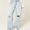 Düşük Bel Yırtık Açık Renkli Bol Kot Pantolon Düşük Bel Yırtık Açık Renkli Bol Kot Pantolon