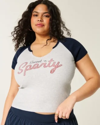 Easy Notch-Neck Sweet ‘n Sporty Grafikli Bebek Tişörtü