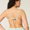 Fırfırlı Kenarlı Üçgen Bikini Üstü