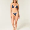 Üçgen Bikini Üstü