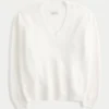 Hollister Comfy Cloud Oversized V-Neck Sweater Hollister Comfy Cloud Oversized V-Neck Sweater