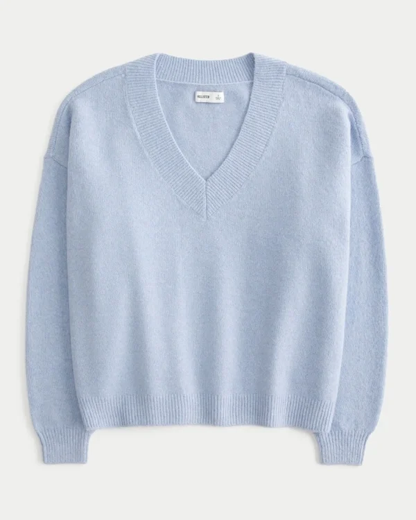 Hollister Comfy Cloud Oversized V-Neck Sweater Hollister Comfy Cloud Oversized V-Neck Sweater