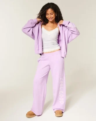 Hollister Feel Good Grafikli Bol Sweatpantolon Hollister Feel Good Grafikli Bol Sweatpantolon
