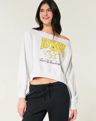 Kolay Omuz Dışı Iowa Hawkeyes Grafik Sweatshirt