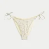 Kroşe Stil Süslemeli Yan Bağcıklı Cheeky Bikini Altı
