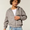 Kutu Kesim Fermuarlı Kapüşonlu Sweatshirt Kutu Kesim Fermuarlı Kapüşonlu Sweatshirt