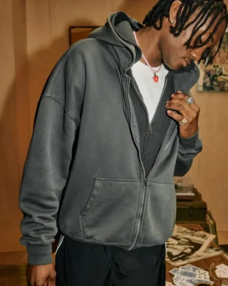 Kutu Kesim Fermuarlı Kapüşonlu Sweatshirt