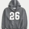 Kutu Kesim Fermuarlı Numara Grafik Kapüşonlu Sweatshirt Kutu Kesim Fermuarlı Numara Grafik Kapüşonlu Sweatshirt