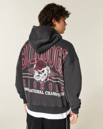 Kutu kesim Georgia Üniversitesi Bulldogs Grafik Kapüşonlu Sweatshirt