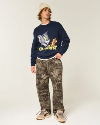 Kutu Kesim Tom ve Jerry Grafikli Crew Sweater