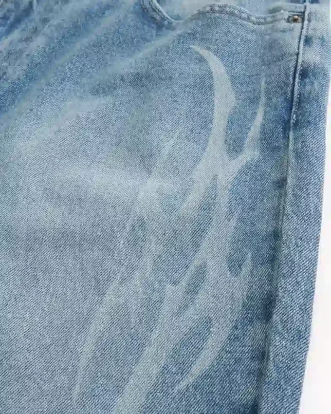 Orta Yıkama Alev Desenli Bol Paça Kot Pantolon