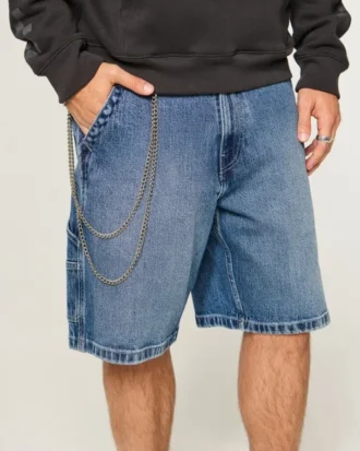 Orta Yıkama Bol Denim Boyacı Şortu