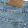 Orta Yıkama Düz Kesim Kot Pantolon Orta Yıkama Düz Kesim Kot Pantolon