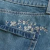 Orta Yıkama Nakışlı Denim Mini Etek Orta Yıkama Nakışlı Denim Mini Etek