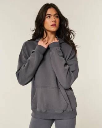 Oversized Kapüşonlu Sweatshirt Oversized Kapüşonlu Sweatshirt