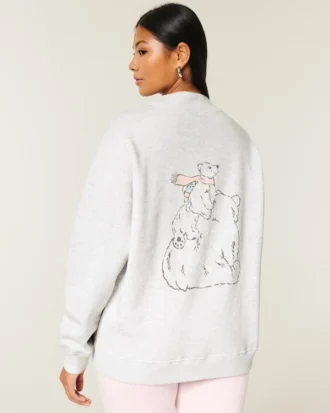Oversized Mock-Neck Bear Grafik Sweatshirt Oversized Mock-Neck Bear Grafik Sweatshirt