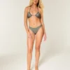 Parıltılı Çok Yönlü Üçgen Bikini Üstü