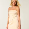 Saten Straplez Fiyonklu Bodycon Elbise