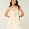 Straplez Fırfırlı Babydoll Mini Elbise