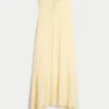 Straplez Smocked Maxi Elbise