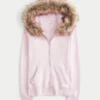 Suni Kürk Süslü Fermuarlı Kapüşonlu Sweatshirt Suni Kürk Süslü Fermuarlı Kapüşonlu Sweatshirt