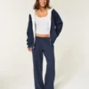 Ters Çevrilebilir Suni Kürk Astarlı Fleece Fermuarlı Kapüşonlu Sweatshirt Ters Çevrilebilir Suni Kürk Astarlı Fleece Fermuarlı Kapüşonlu Sweatshirt