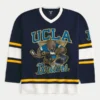 UCLA Bruins Grafik Hokey Forması UCLA Bruins Grafik Hokey Forması