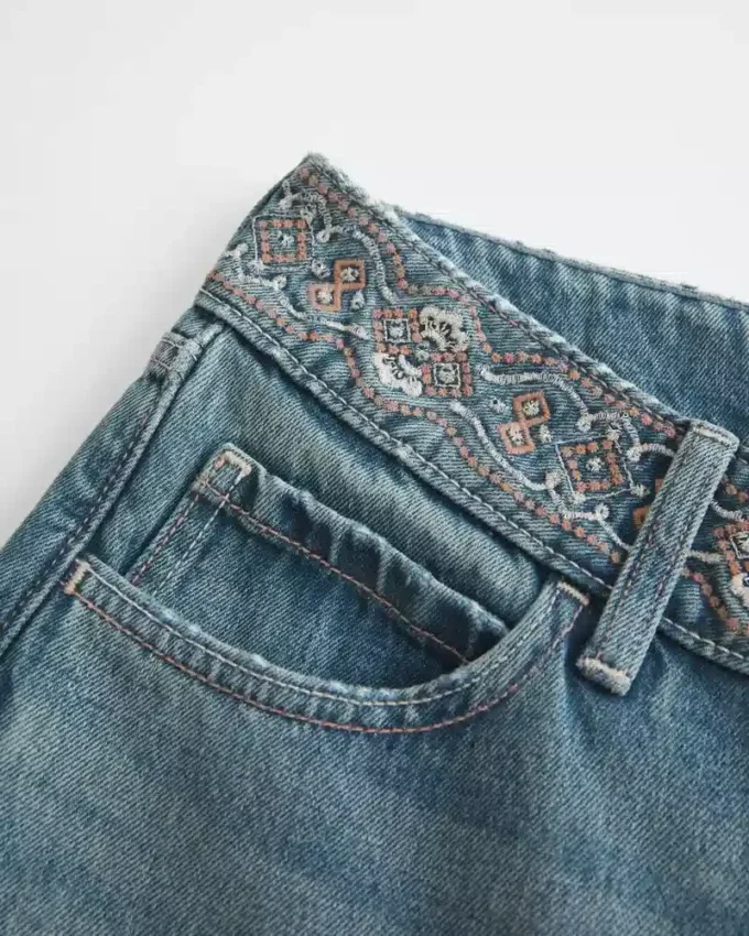 Ultra Düşük Bel Orta Yıkama Nakışlı Bel Baggy Jeans Ultra Düşük Bel Orta Yıkama Nakışlı Bel Baggy Jeans