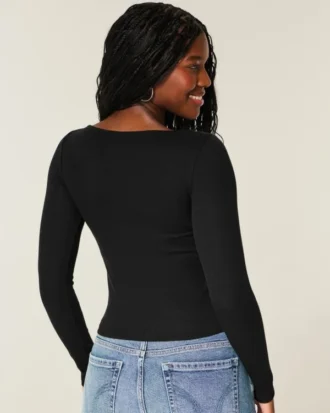 Uzun Kollu Slash-Neck Üst