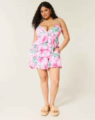 V Yaka Fırfırlı Katmanlı Babydoll Mini Elbise V Yaka Fırfırlı Katmanlı Babydoll Mini Elbise