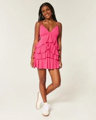 V Yaka Fırfırlı Katmanlı Babydoll Mini Elbise V Yaka Fırfırlı Katmanlı Babydoll Mini Elbise