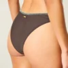 Yüksek Bacaklı Cheekiest Bikini Altı