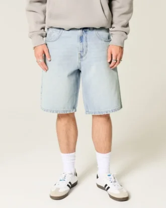 Yıldız Desenli Bol Denim Şort Yıldız Desenli Bol Denim Şort