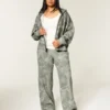 Zeytin Yeşili Kamuflaj Bol Sweatpantolon